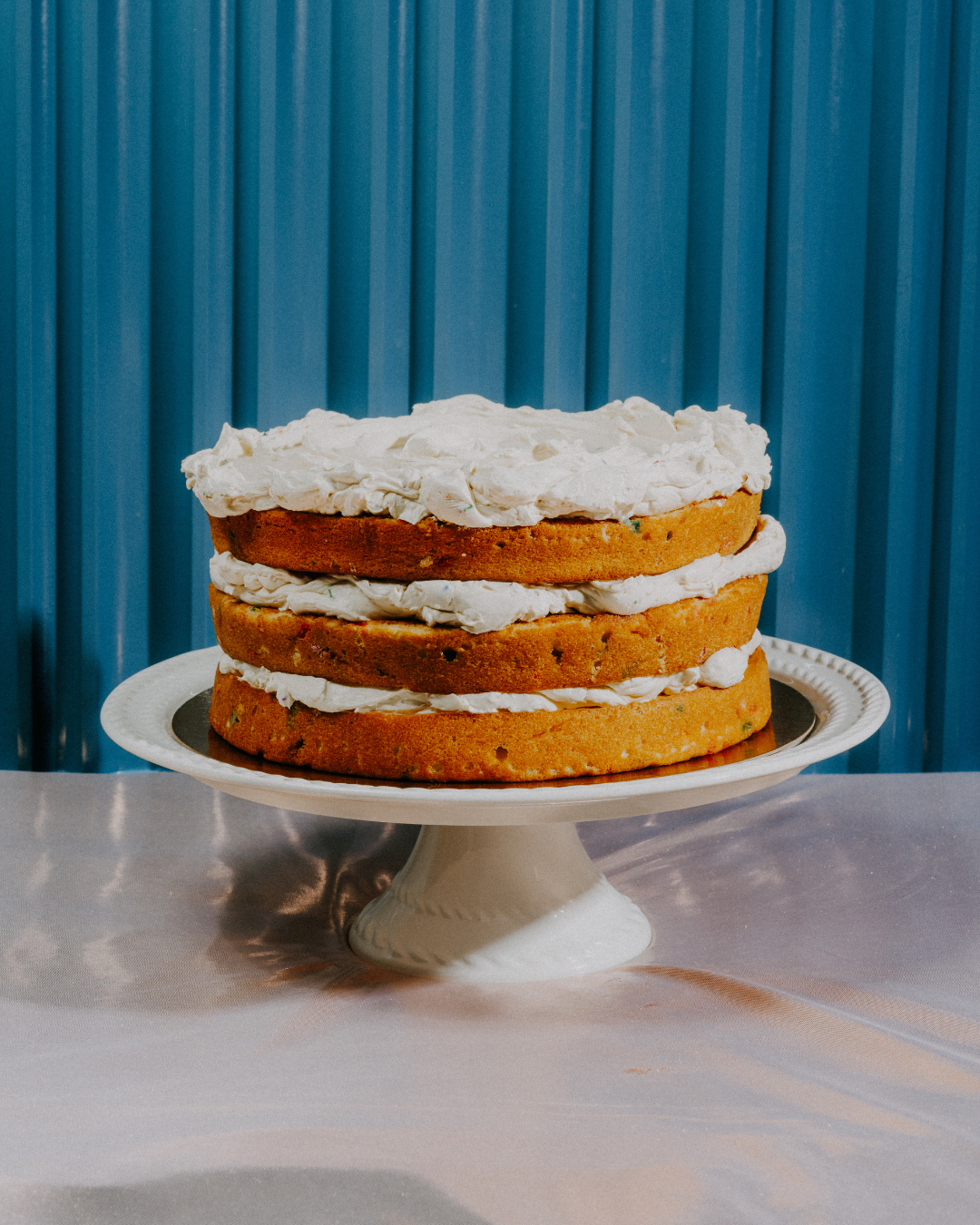 Gâteau d'anniversaire arc-en-ciel